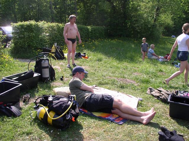 Ostereiertauchen 2011 010.jpg
